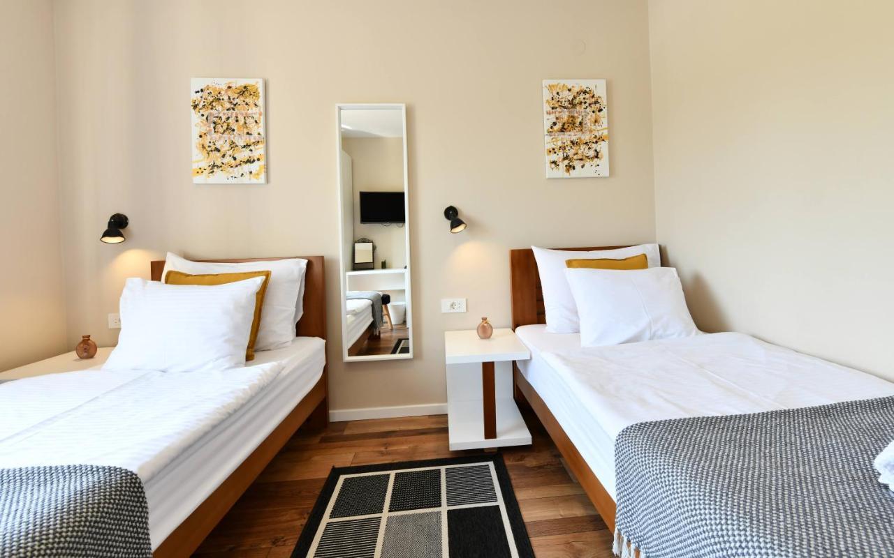 Apartmani Zagi Rakovica Bagian luar foto