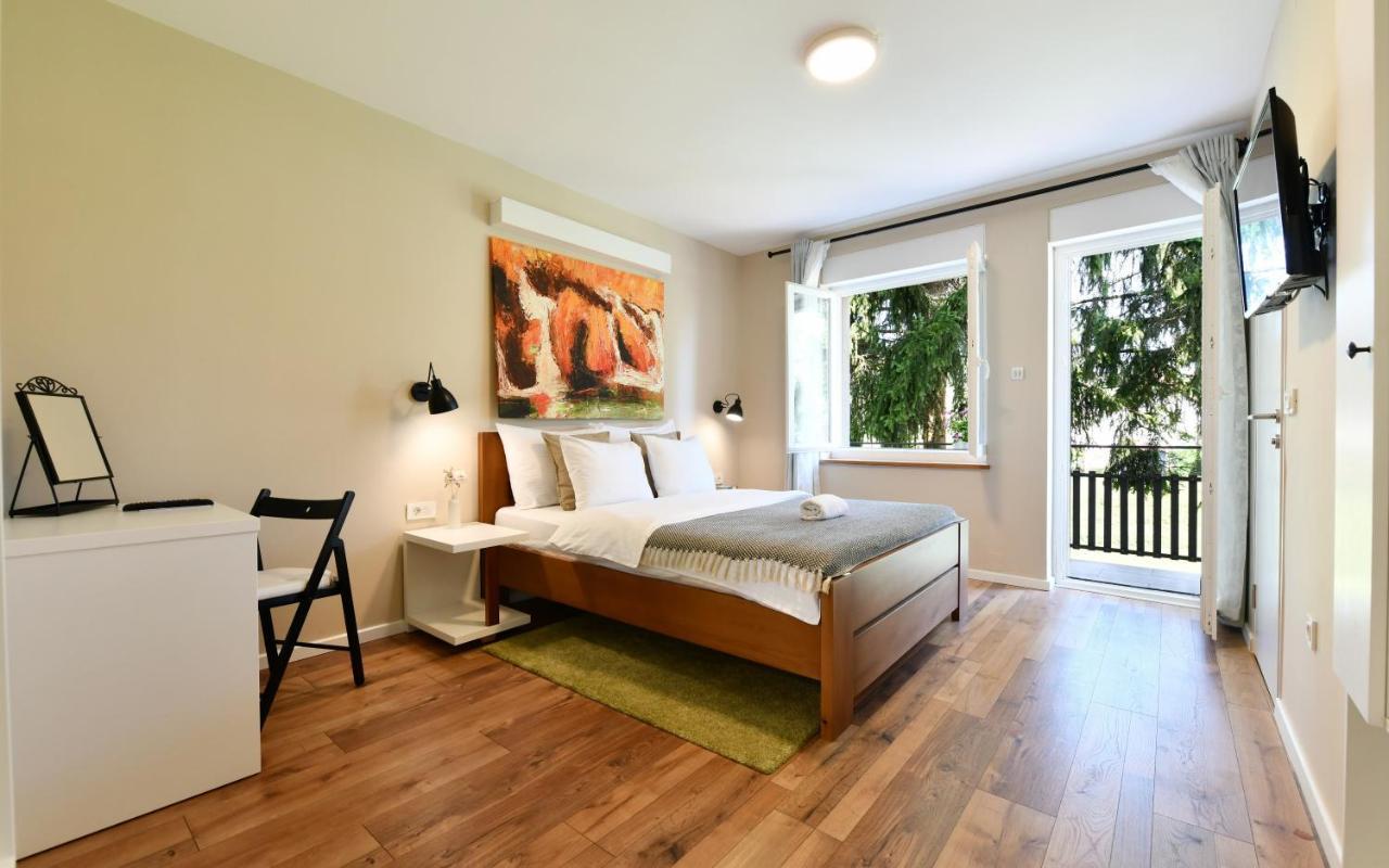 Apartmani Zagi Rakovica Bagian luar foto