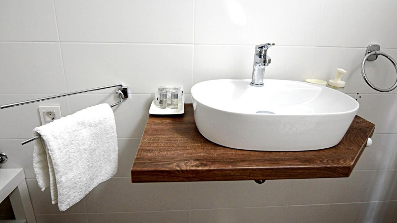 Apartmani Zagi Rakovica Bagian luar foto
